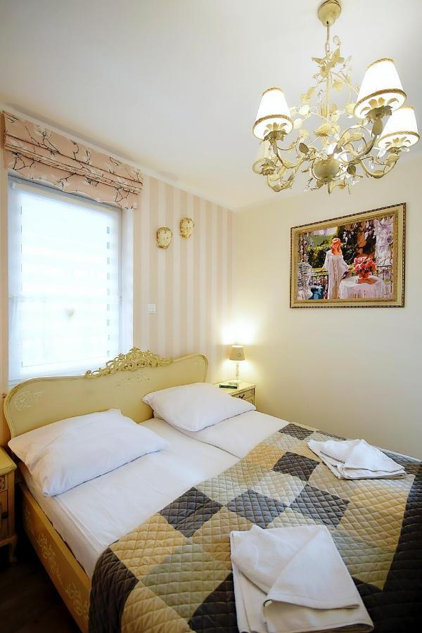 Miodowy Dom Exspanse Apartament 2 Lub 3 Pokoje Z Tarasem I Parkingiem Kołobrzeg Eksteriør billede